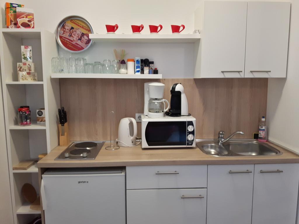 Apartment S *
