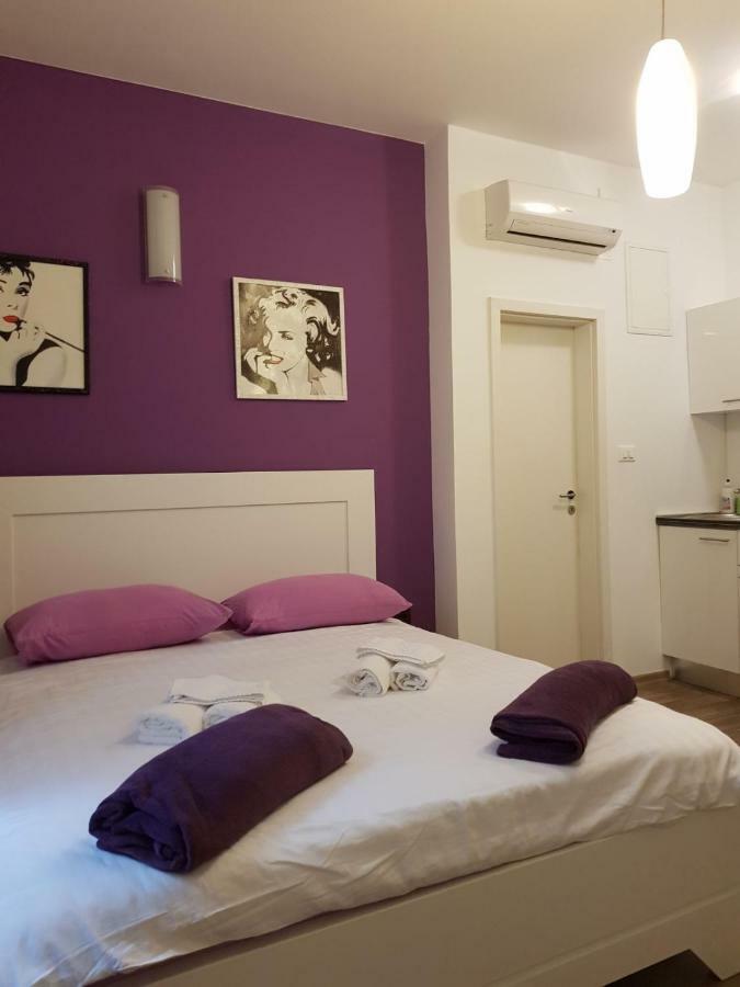 S Apartment *